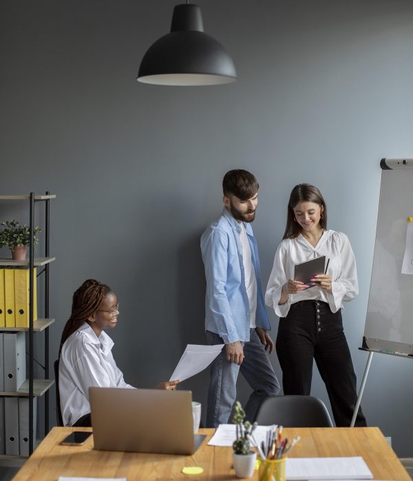 young-people-working-together-startup-company